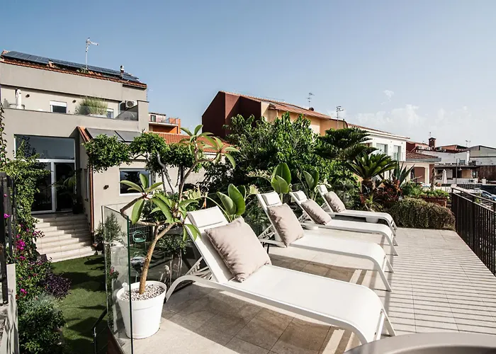 Luxury B&B Euphorbia Acireale