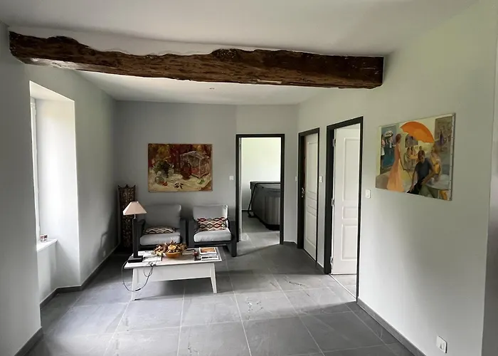 Chateau Tout Y Fault Loriges