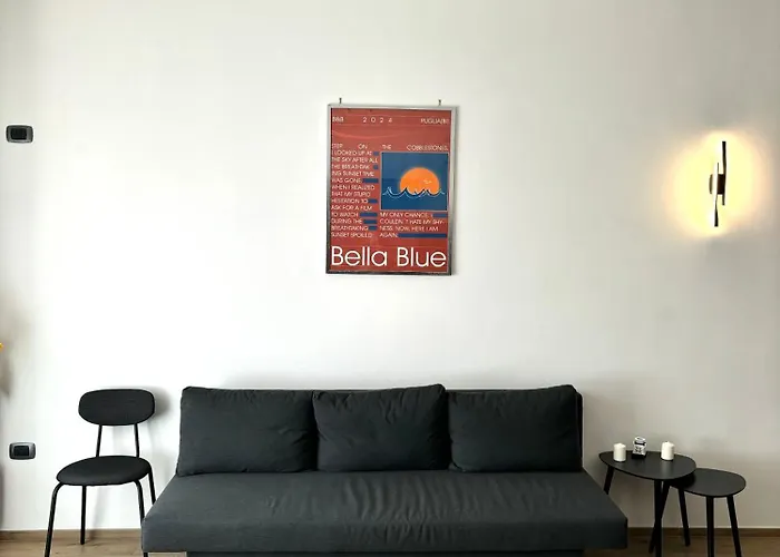 Bella Blue