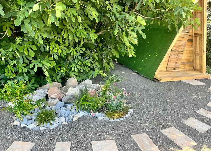 Spa La k abane Spa et piscine privatisée Blandin