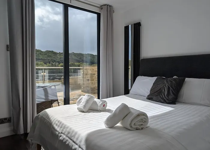 Casa Brighouse Bed and Breakfast