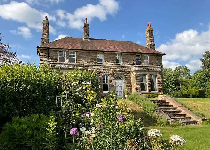 Littlebridge House
