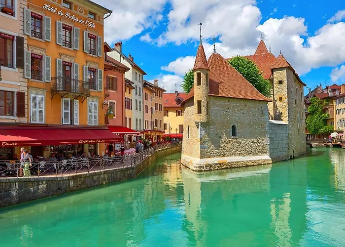 Bed and Breakfast Nid douillet à Annecy