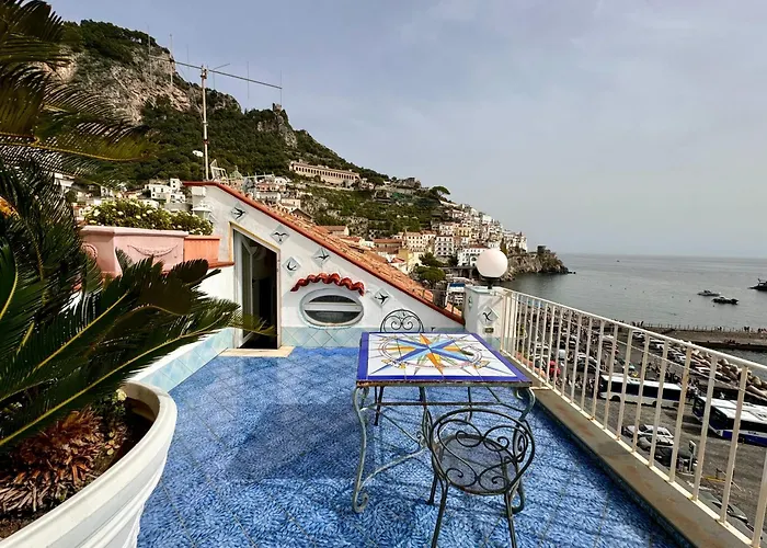 Holidays Baia D'Amalfi
