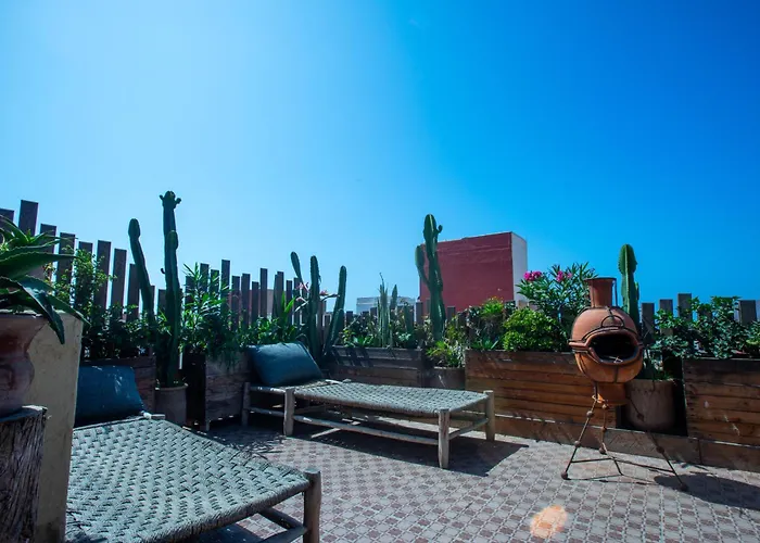 Anza Surfhouse Bed and Breakfast Agadir