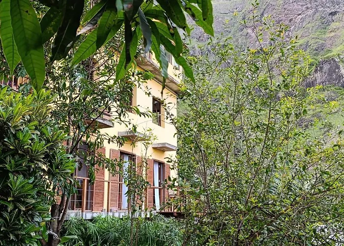 Casa Cavoquinho Bed and Breakfast Paul