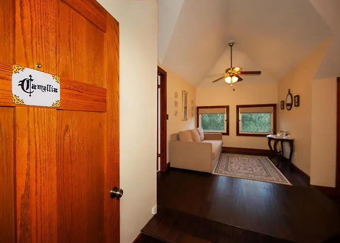 Herlong Mansion Bed & Breakfast