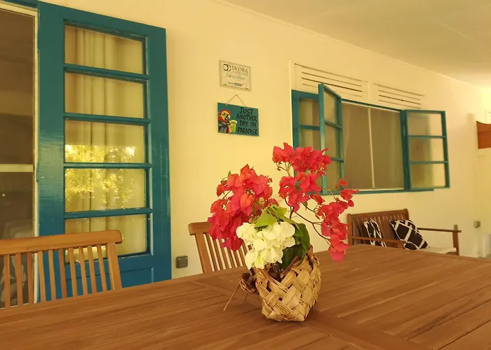 Moana Breeze Rangiroa - Rental Car Included - Air Conditioning - Wi-Fi