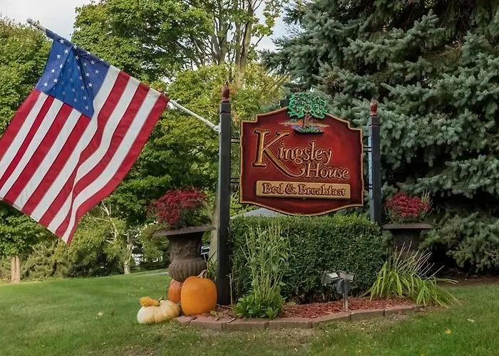 Kingsley House Bed & Breakfast - Full Home Fennville