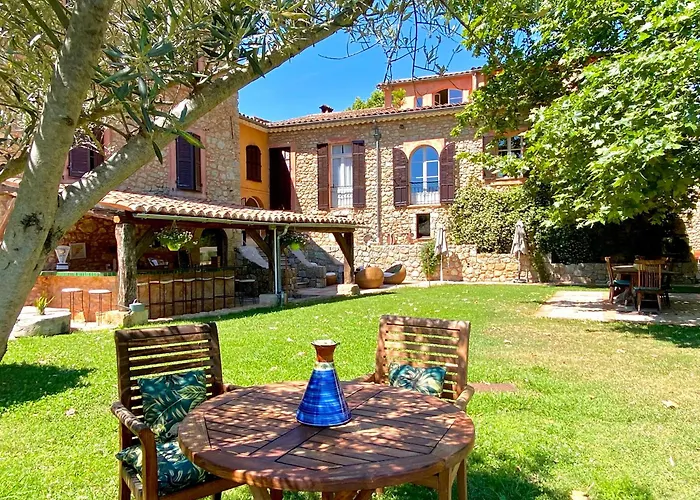 Domaine De Sainte Annette