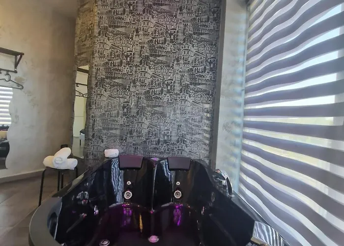 B And B Living Casoria