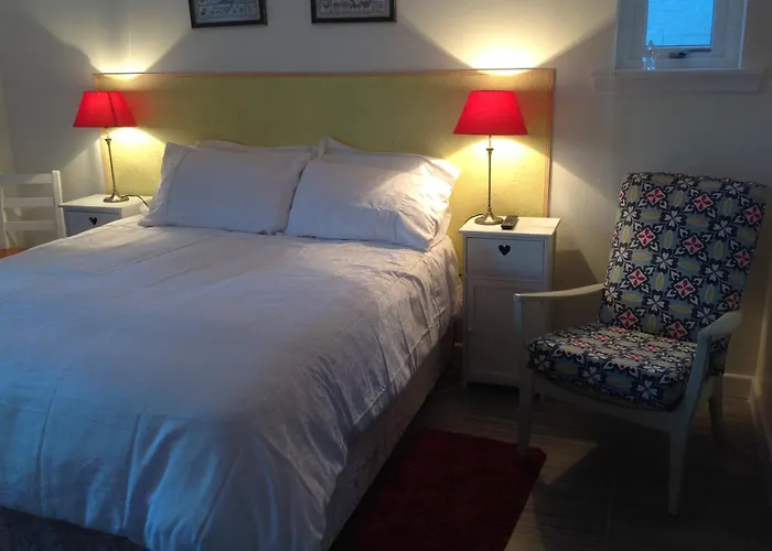 Saorsa House Culross Bed & Breakfast