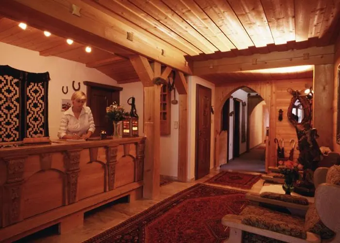 Hotel Garni Ernst Falch Sankt Anton am Arlberg