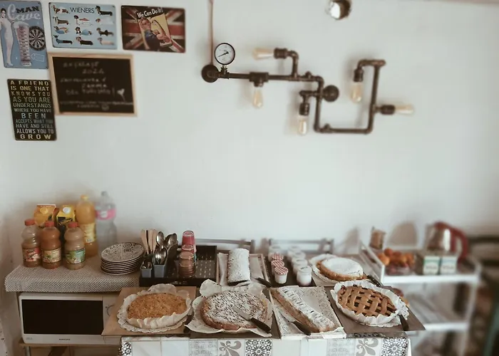 La casa sul tetto, Room's&Glamping Recanati