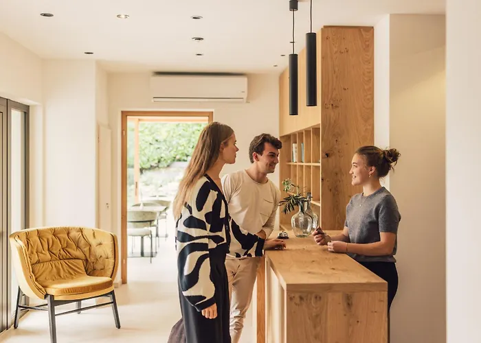 Pomella'S Guesthouse Cortaccia