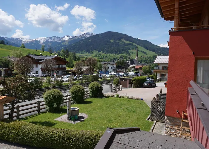 Pension & Appartements Anny Maria Alm am Steinernen Meer