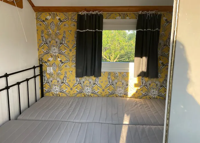 Pipowagen Mamaloe Bed and Breakfast Kesteren