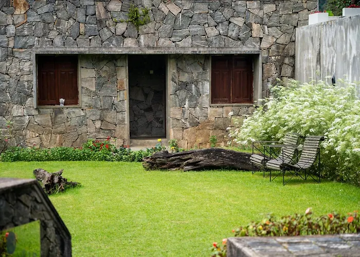 Tathya Hills - Boutique Garden Escape Bed and Breakfast Nuwara Eliya