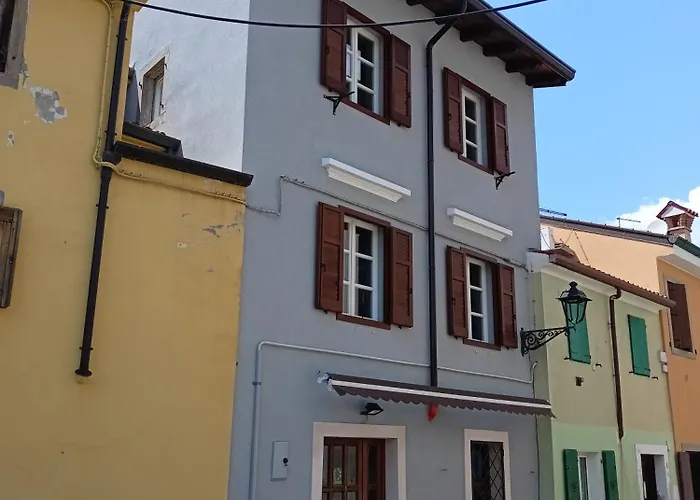 Alla Bifora Múggia