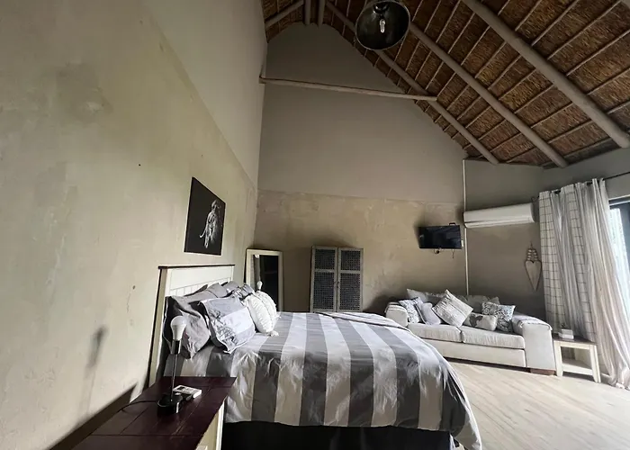 Simba Safaris African Pride Exotic Lodge Lephalale