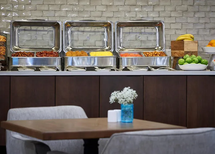 Delta Hotels By Marriott Toronto Mississauga