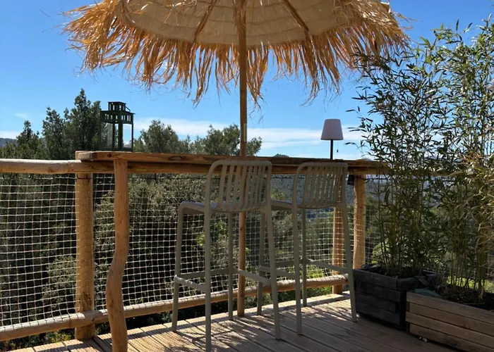 La Cabane Perchée Auriol