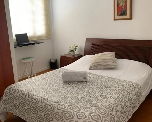 Rooms Aeropuerto Y Centro Conecta