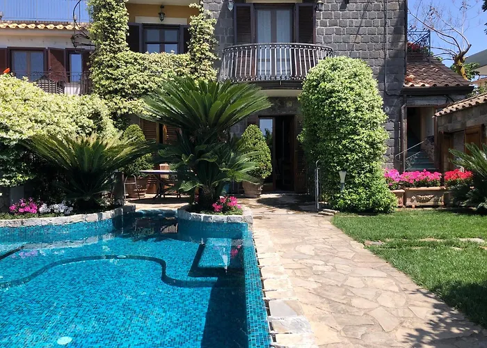 Maison Villa Angela SantʼAgata sui Due Golfi