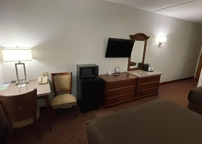 Clarion Inn I-94 Near Expo Center