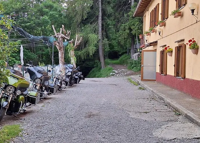 Baita Bondella Como