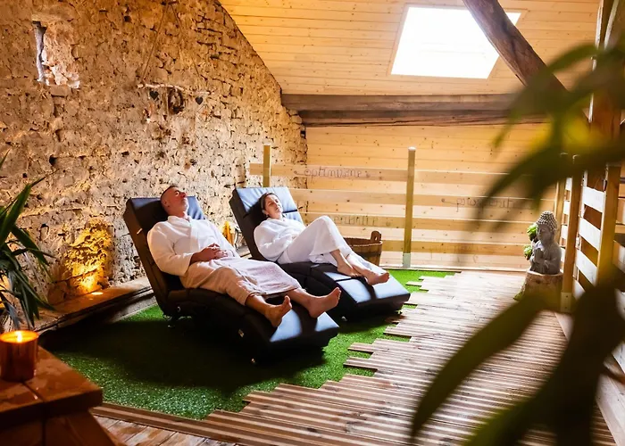 La Cabane et SPA Chez Jules Vellerot-les-Vercel