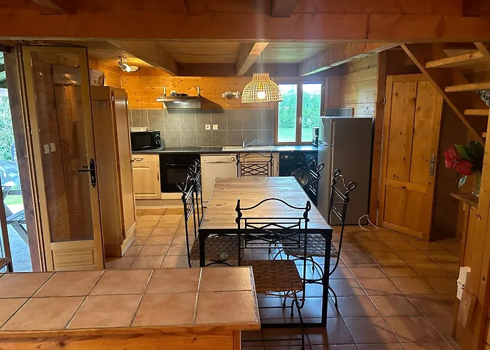 Chalet à la campagne, proche d'Ussel