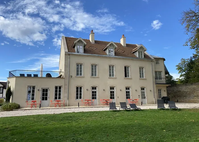 Manoir De Villamont