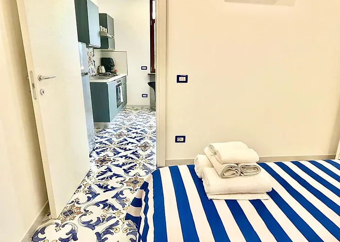 Bed and Breakfast The Wind Rose SantʼAgata sui Due Golfi