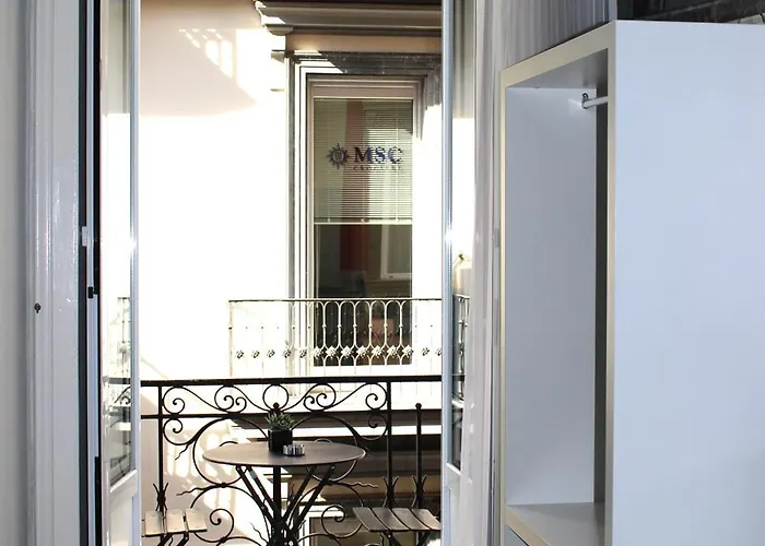 Beverello Rooms