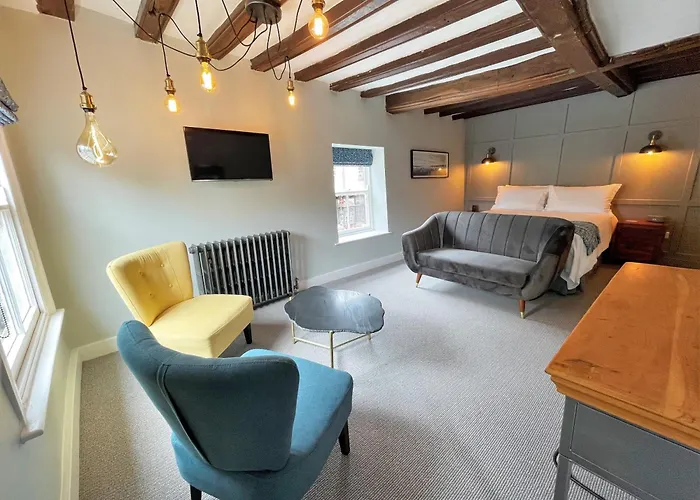 The Marlborough Dedham Bed & Breakfast