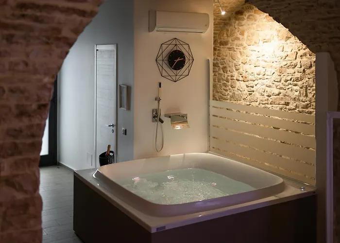 Suite 123 Luxury B&B Con Jacuzzi