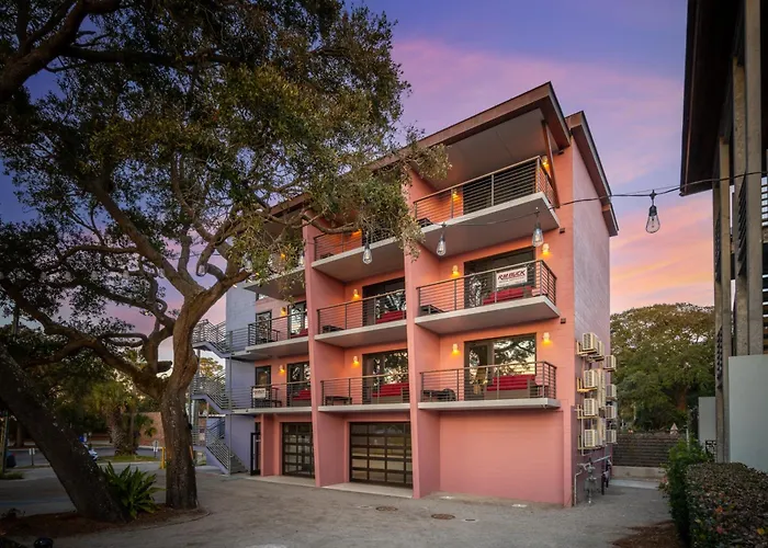 Boutique Vera Hotel In The Heart Of Folly Beach