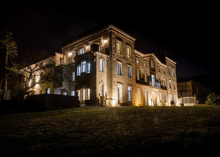 Le Château de La Seigne près de Carcassonne Villemoustaussou
