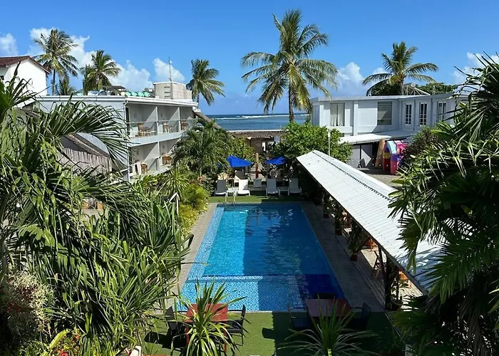 Reef Beach Resort
