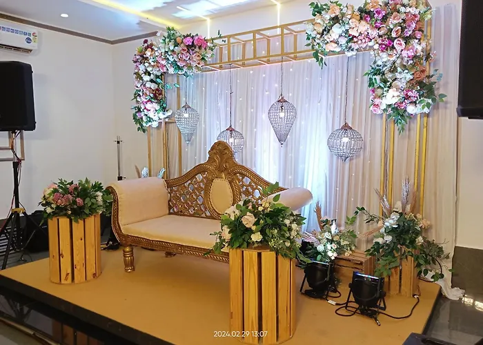 Staybird - B Suite, Business , Kharadi