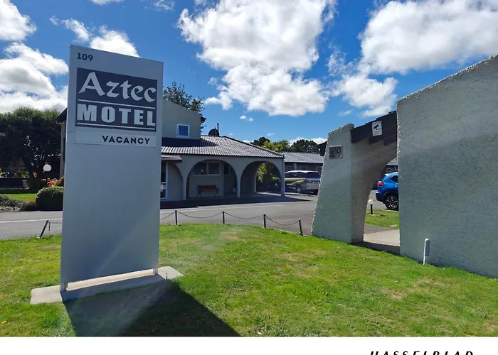 Aztec Motel