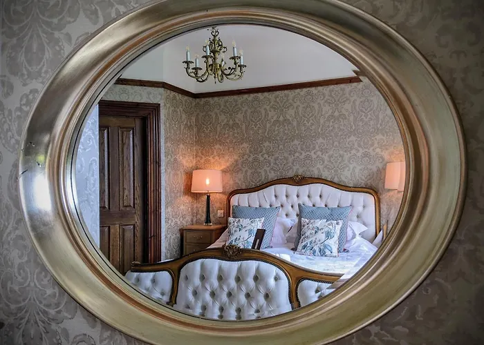 Parc-Le-Breos House Bed & Breakfast Penclawdd