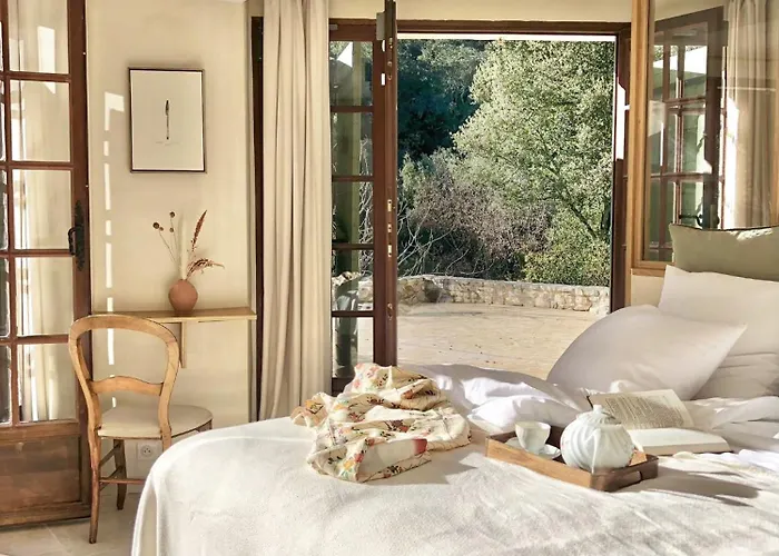 Bed and Breakfast Mas de Kyoto Nîmes-Uzès à Dions