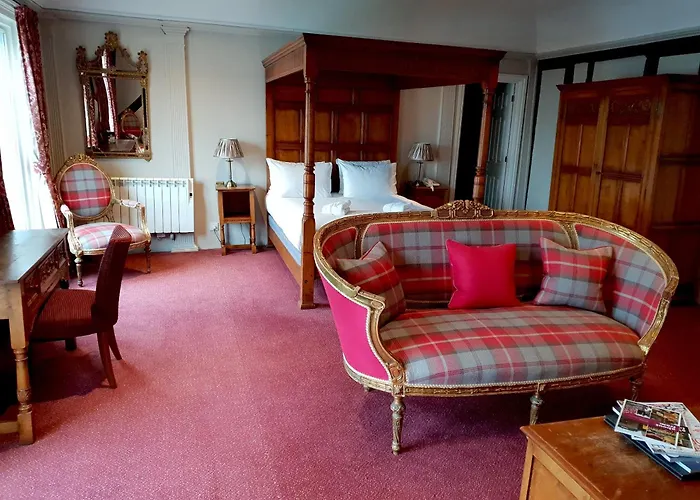 The Crown Hotel