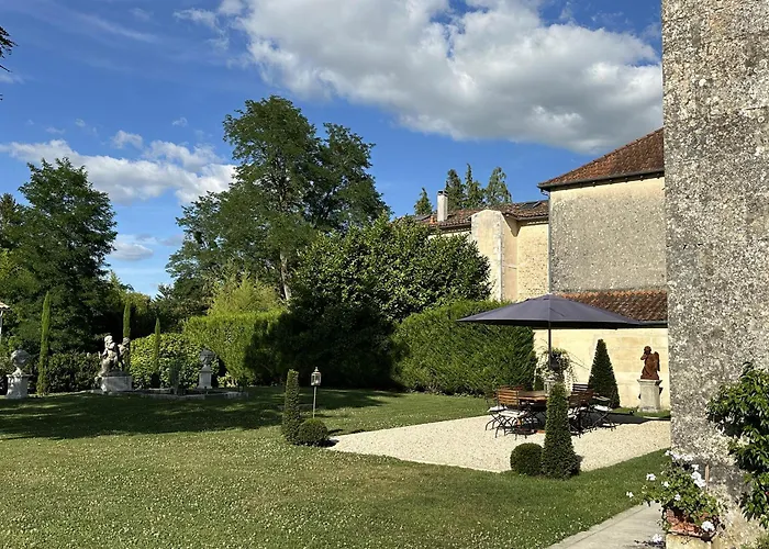 Bed and Breakfast La Source du Logis à Jonzac