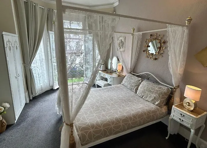 The Little Emily Guest House
