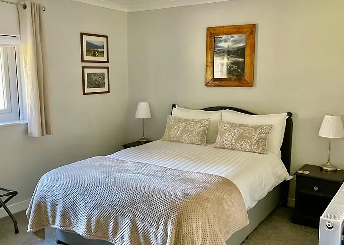 Lundie View B & B Invergarry