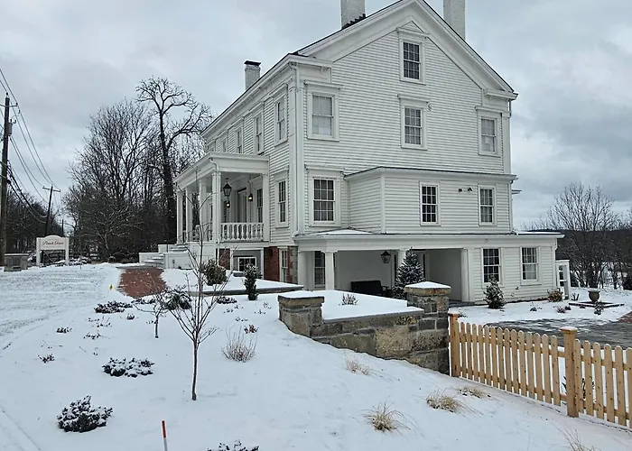 Peach Grove House Bed & Breakfast Warwick
