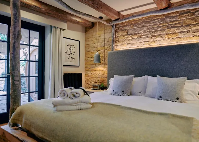 Wild Thyme & Honey - Cirencester-Cotswolds